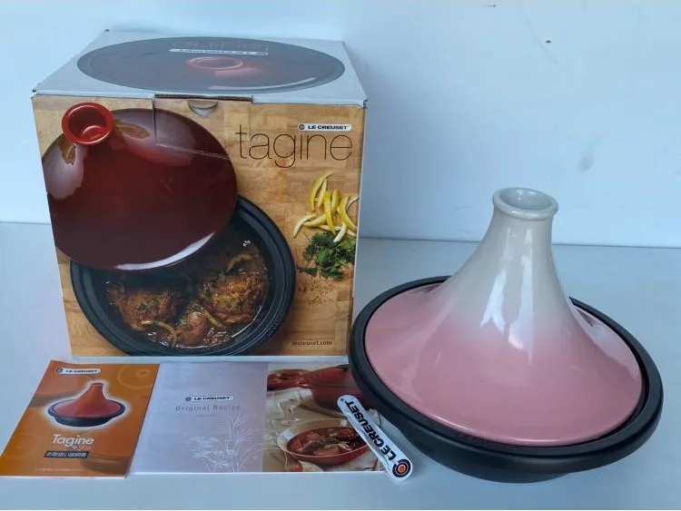 ル・クルーゼのタジン鍋 大・小セット ル・クルーゼのタジン鍋を買い取りました｜大阪の不用品・粗大ゴミ回収